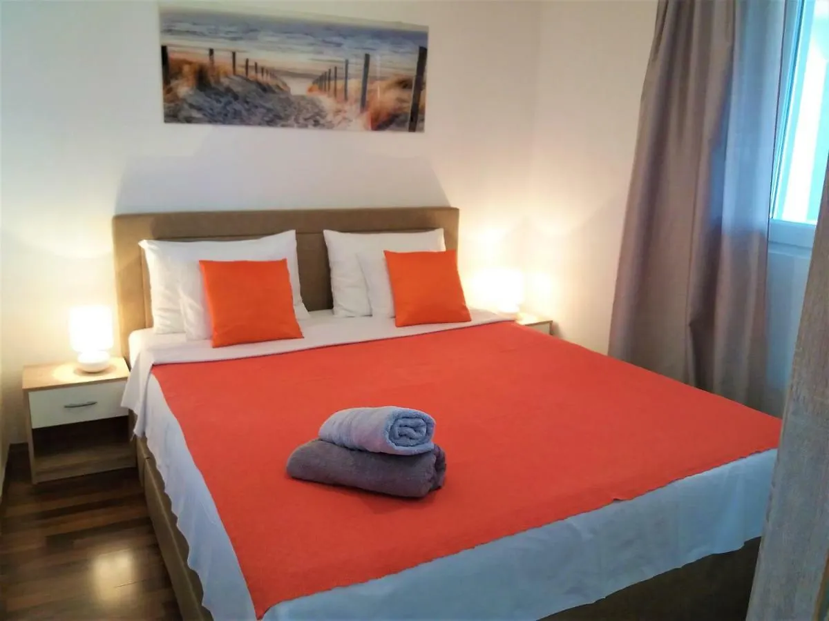Apartment Roko Vir Kroatien